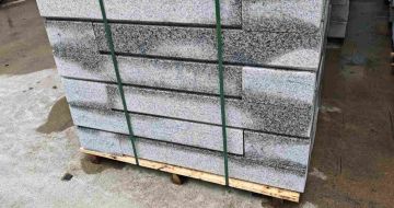 桂林芙蓉白路牙石，马路牙子