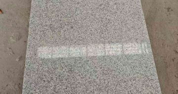 桂林芝麻白光面毛板