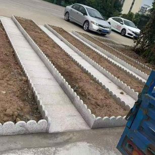 桂林芝麻白花边石