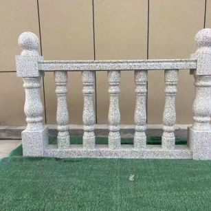 桂林芝麻白阳台栏杆 花岗岩栏杆