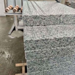 桂林芝麻白楼梯踏步