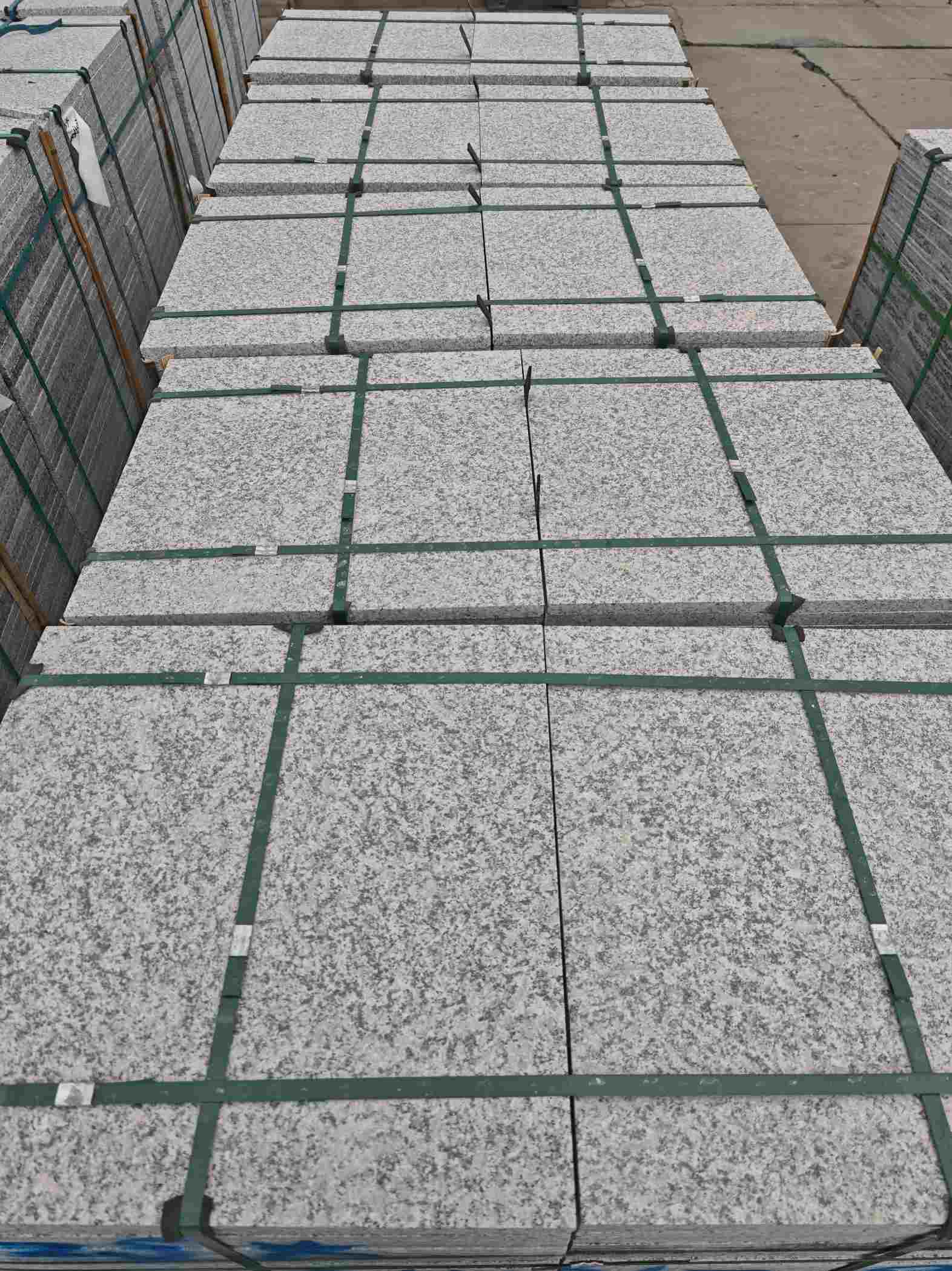 桂林芝麻白大花地铺