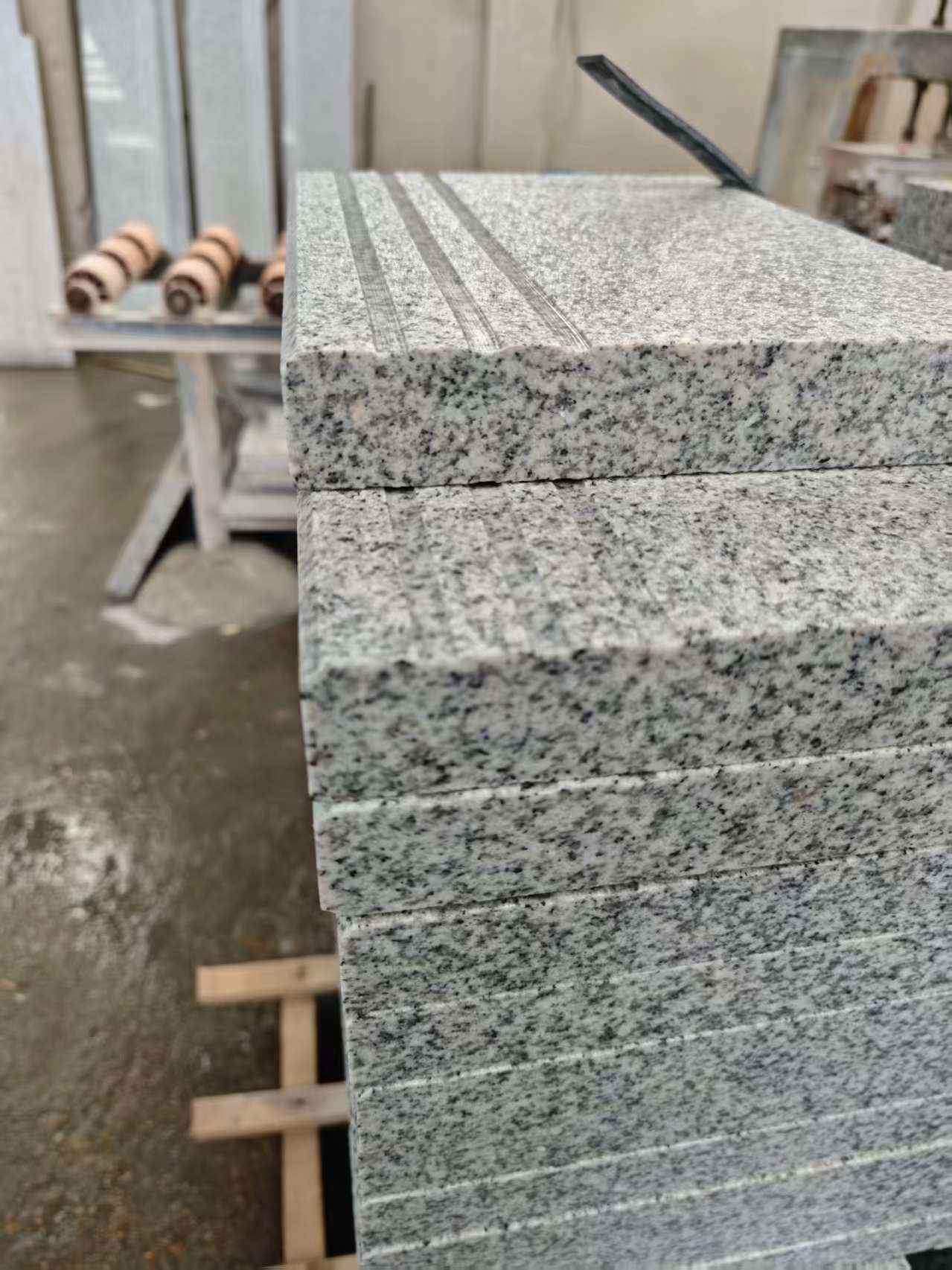 桂林芝麻白楼梯踏步