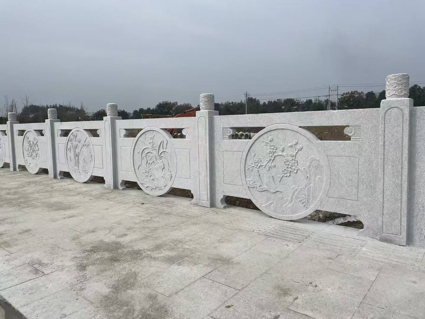 桂林芝麻白河道栏杆 石材栏杆
