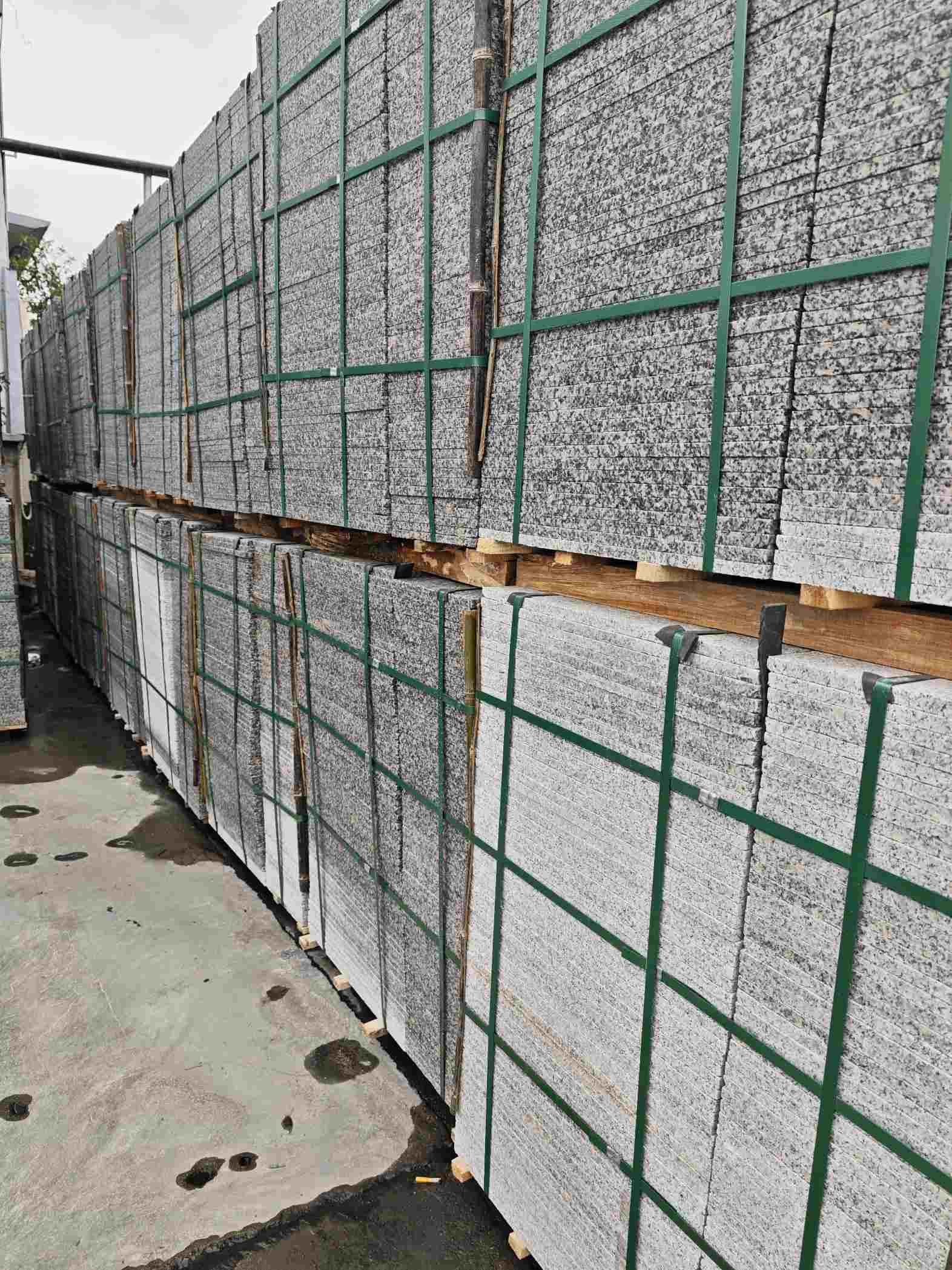 桂林芙蓉白地铺石，石材地铺石