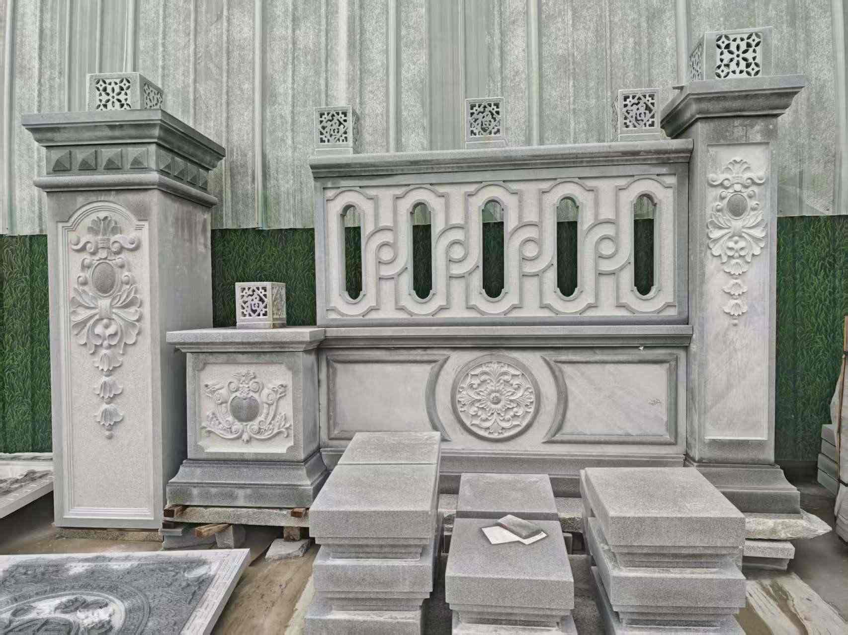 桂林芝麻灰异形别墅门头